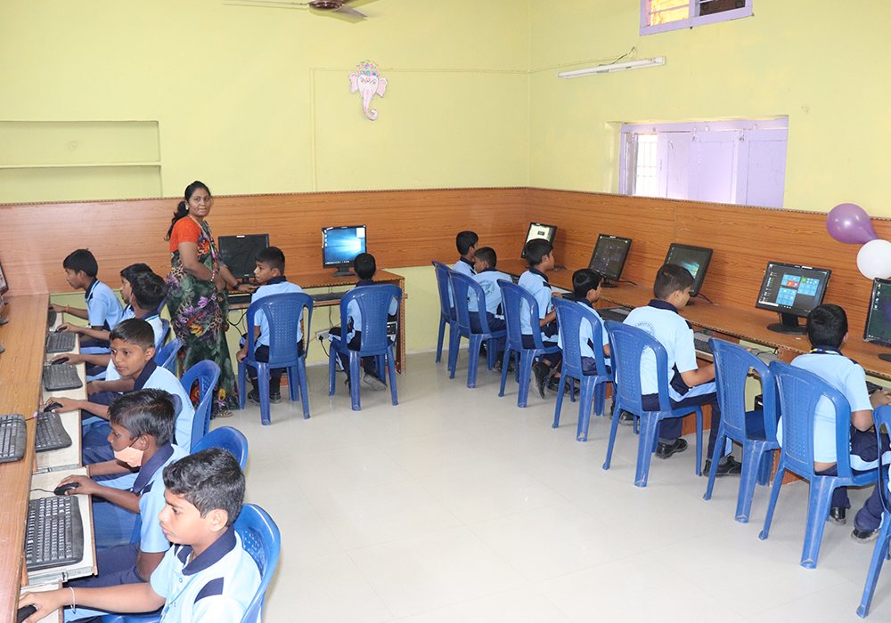ekashila angels school image
