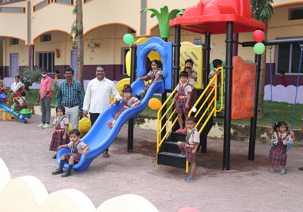 ekashila angels school image